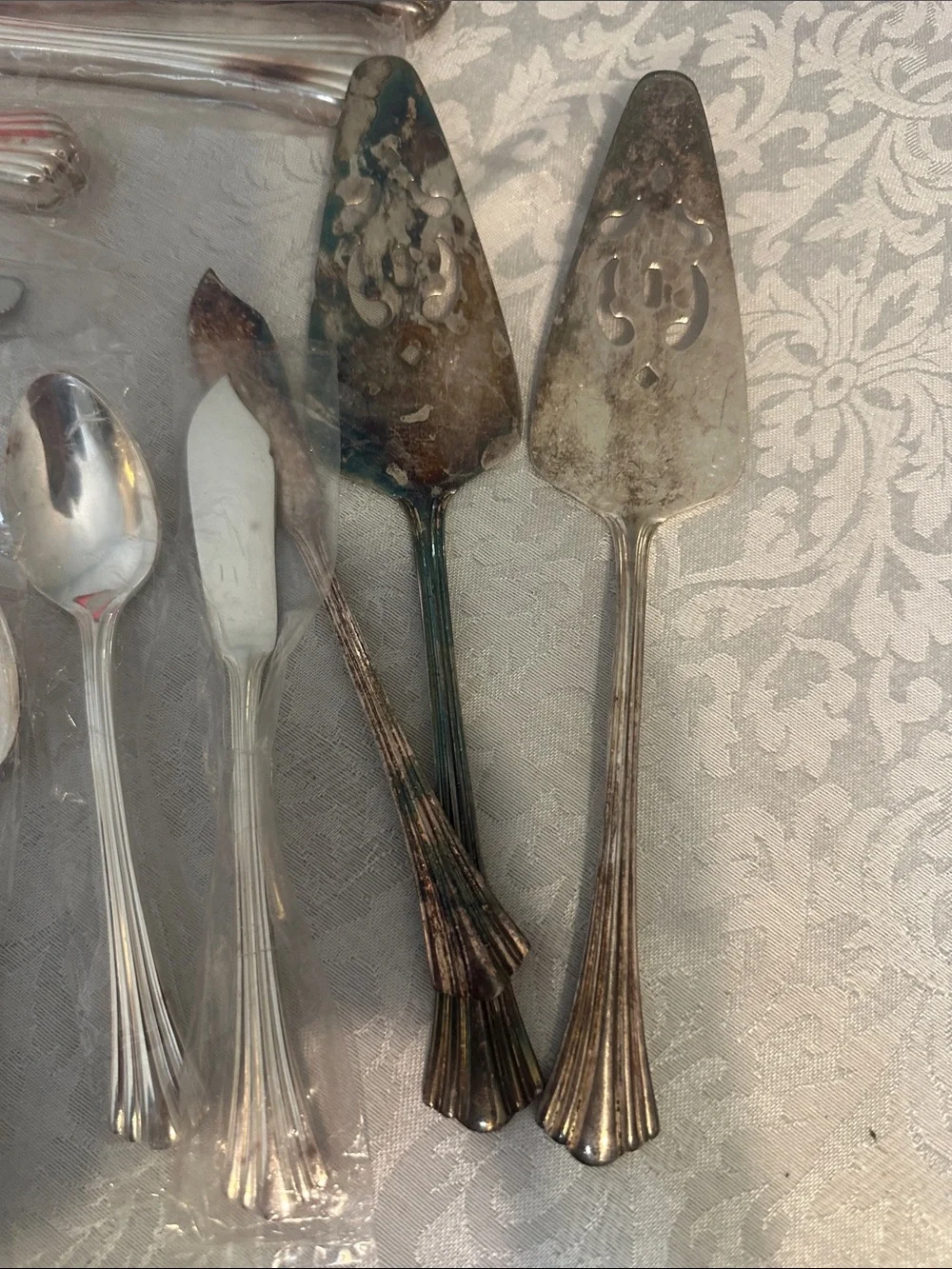 Classic Silver-Plated Flatware Set in Red Velvet Case. Used and factory sealed.